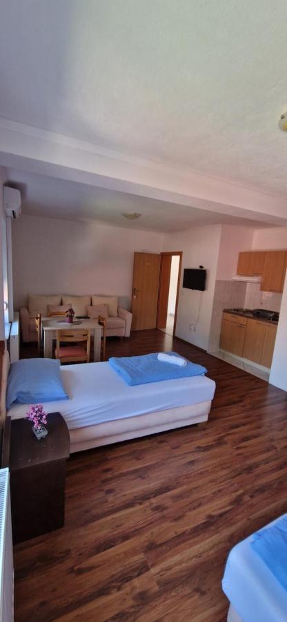 Apartments Galijasevic Кулен Вакуф Екстериор снимка