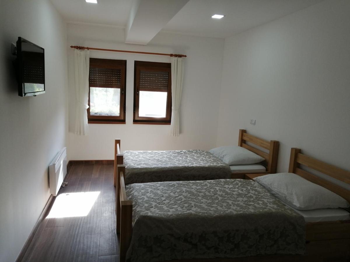 Apartments Galijasevic Кулен Вакуф Екстериор снимка