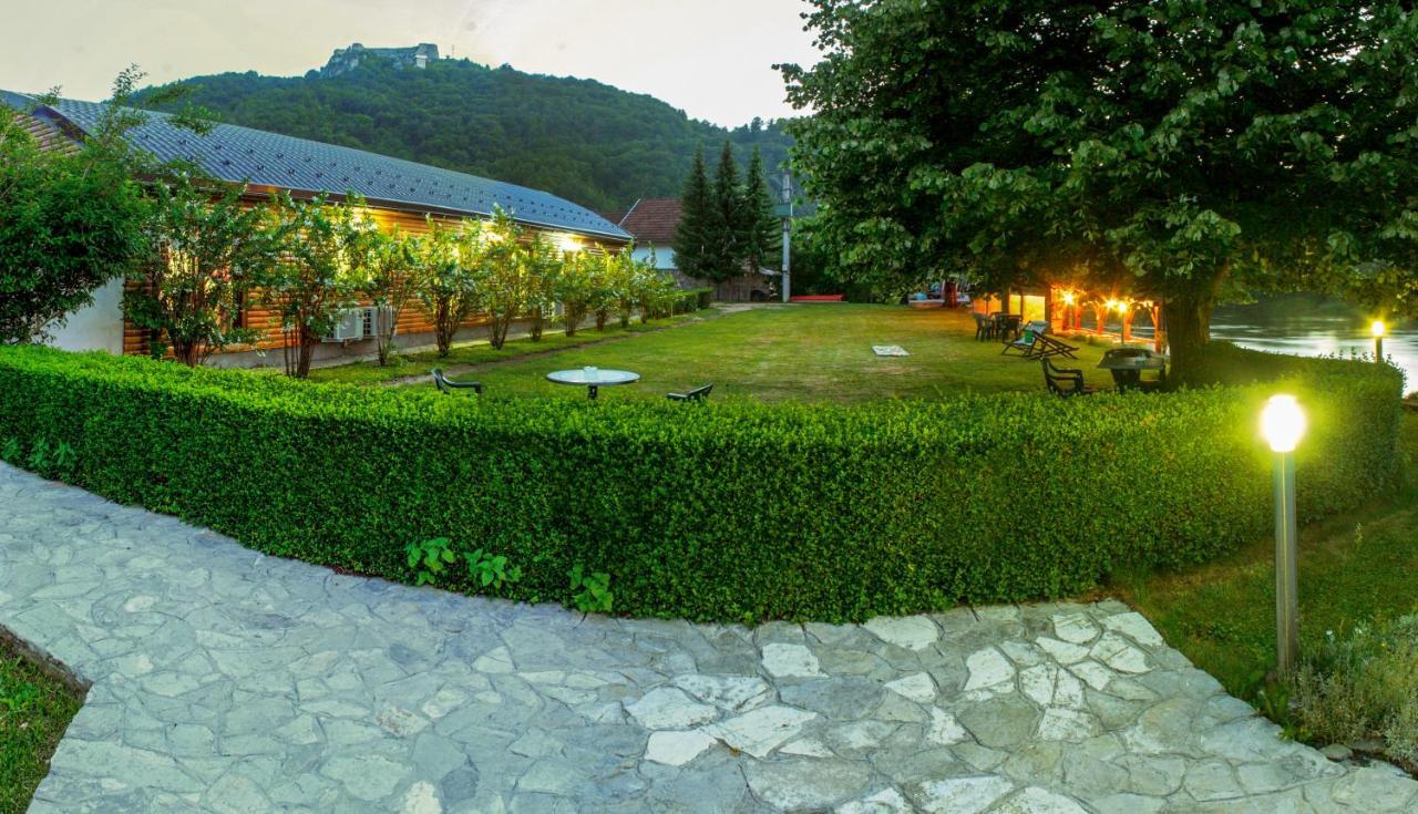 Apartments Galijasevic Кулен Вакуф Екстериор снимка